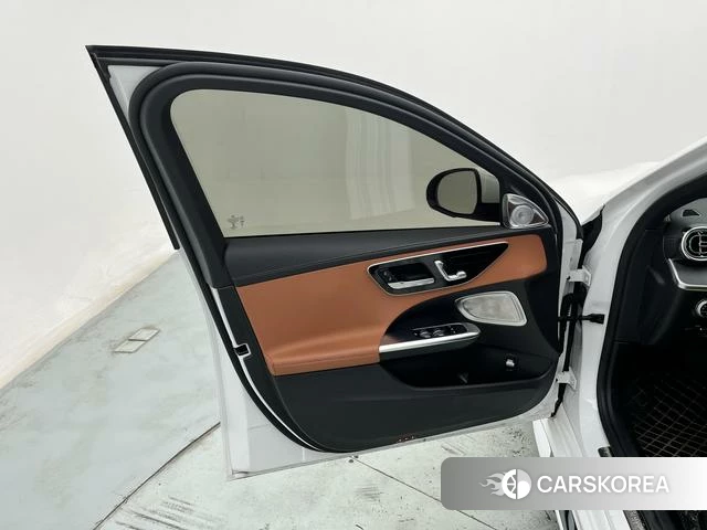 Mercedes-Benz Class C id 4313835 из Китая 27