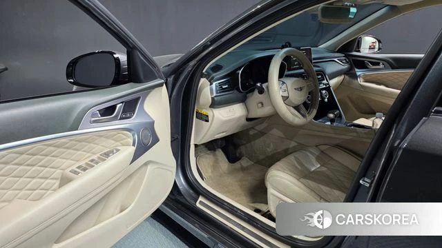 Genesis G70 id 3866965 из Кореи 19