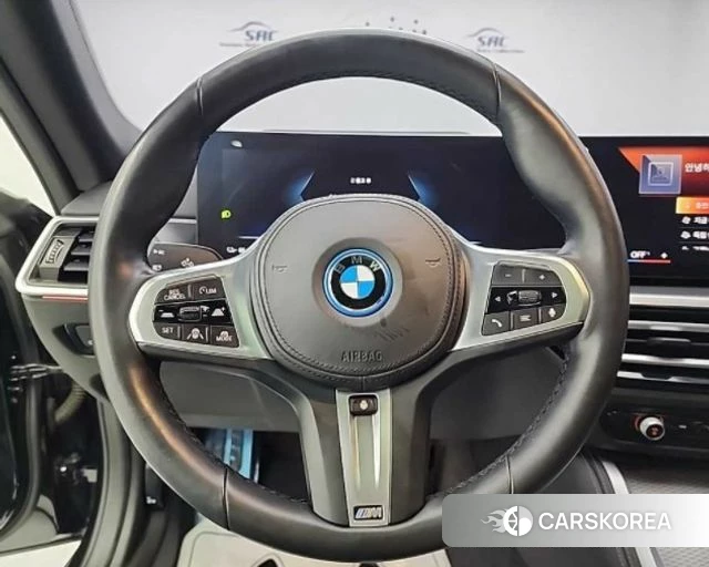 BMW i4 id 3858808 из Кореи 18