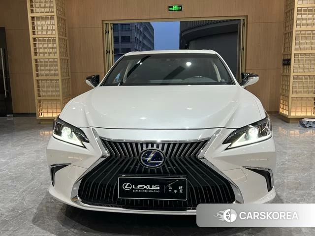 Lexus ES id 4213465 из Китая 17