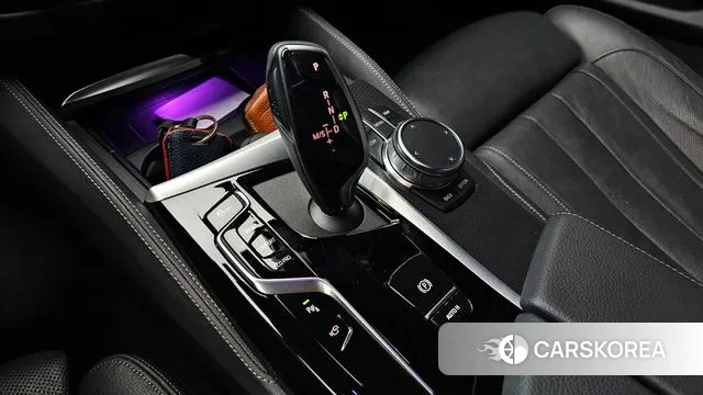 BMW 5 Series (G30) id 3492298 из Кореи 19