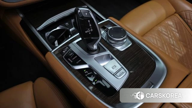 BMW 7 Series (G11) id 3866937 из Кореи 19