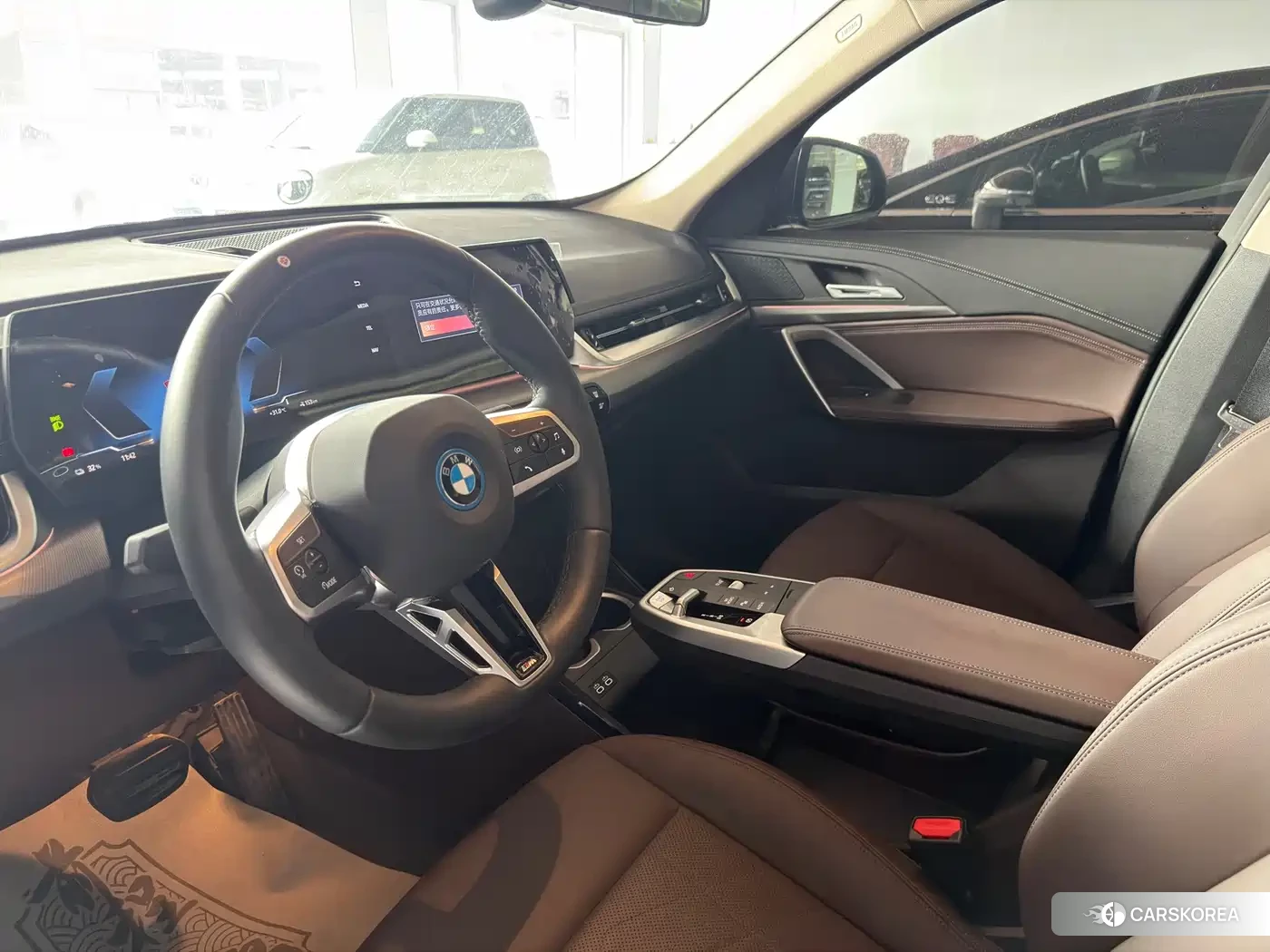 BMW iX1 id 4644472 из Китая 13