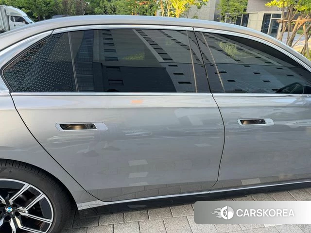BMW 7 Series (G70) id 4744666 из Кореи 11