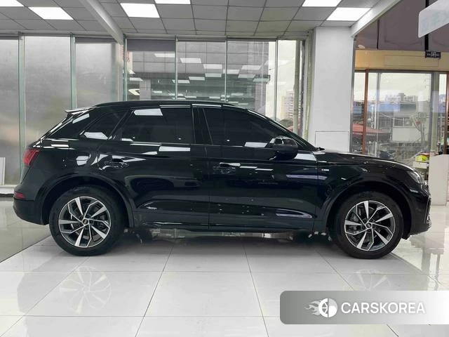 Audi Q5L id 4260343 из Китая 19