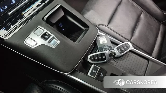 Hyundai The New Grandeur IG Hybrid id 2994629 из Кореи 19