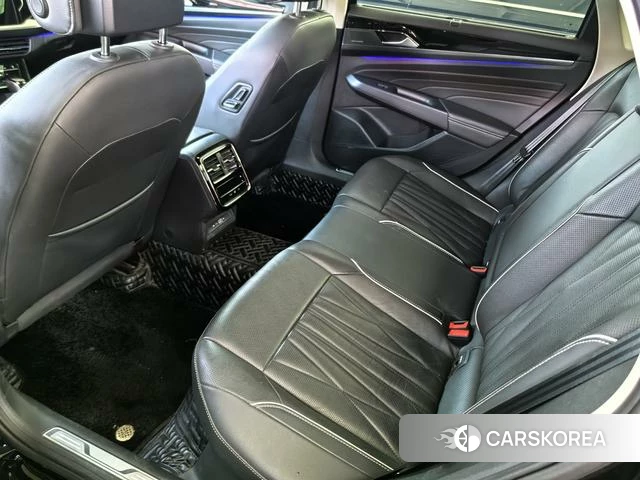 Volkswagen Passat id 4307669 из Китая 14