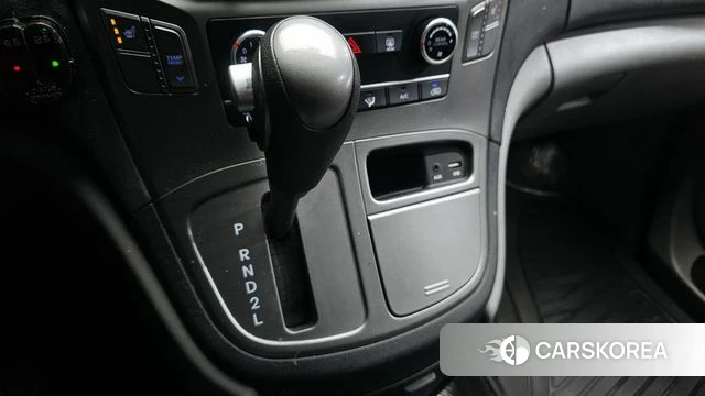 Hyundai The New Grand Starex id 3808041 из Кореи 19