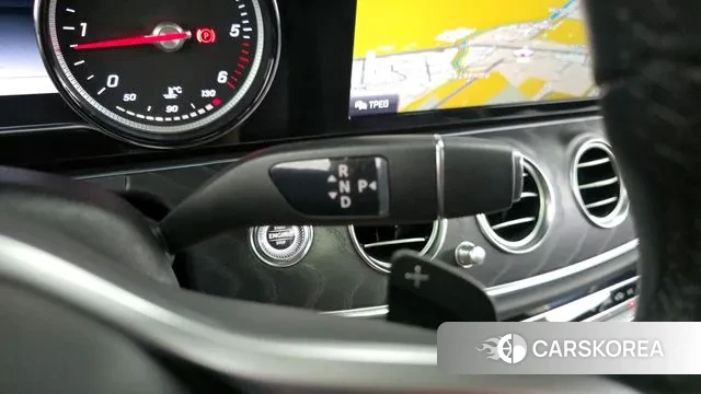 Mercedes-Benz E-Class W213 id 2990975 из Кореи 19