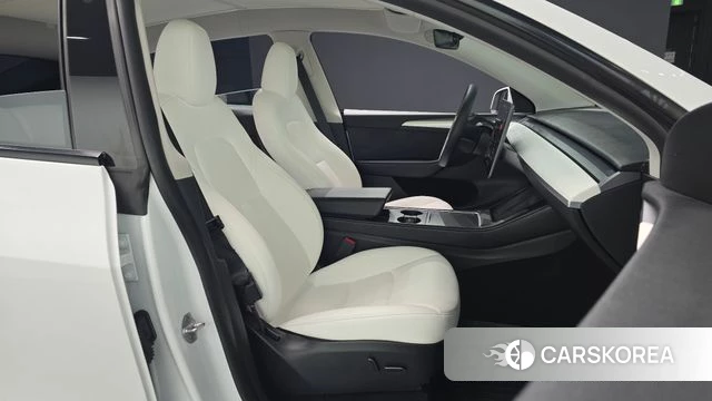 Tesla Model Y id 4834753 из Кореи 29