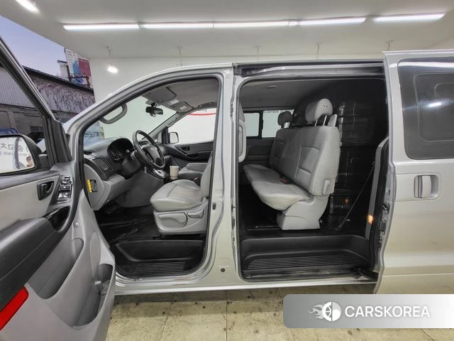 Hyundai The New Grand Starex id 3852820 из Кореи 18