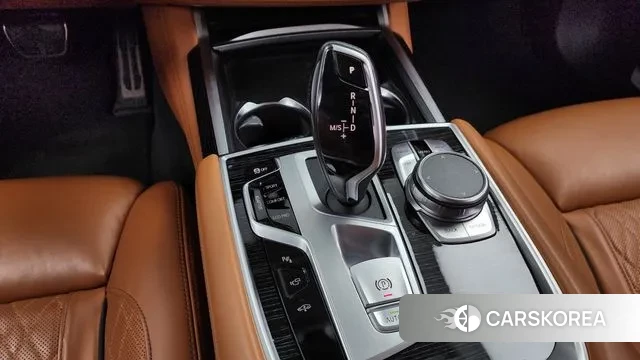 BMW 7 Series (G11) id 3335516 из Кореи 19