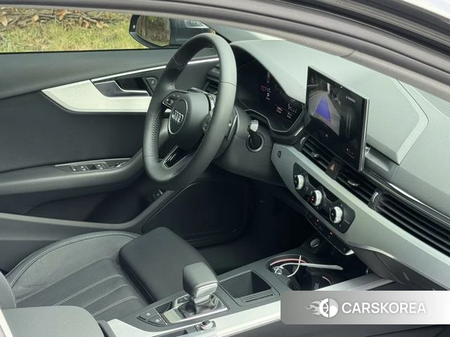 Audi A4L id 4253734 из Китая 19