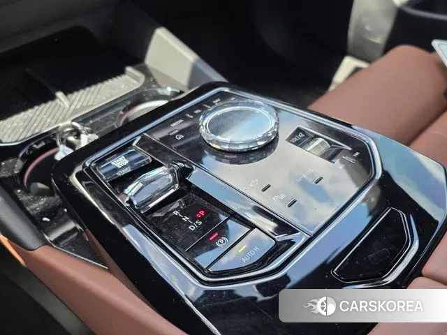 BMW 5 Series (G60) id 2883727 из Кореи 19