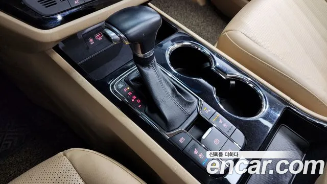 Kia The New Carnival id 2379637 из Кореи 19