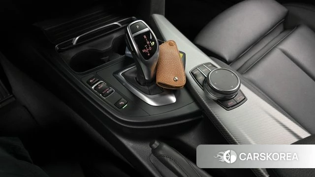 BMW 3 Series (F30) id 4020266 из Кореи 19