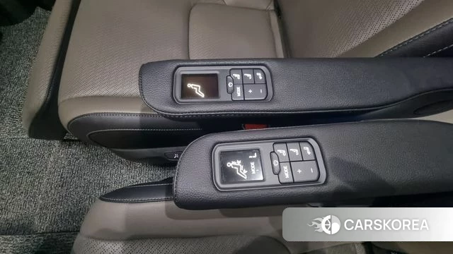 Kia The New Carnival 4th Generation id 3876625 из Кореи 19