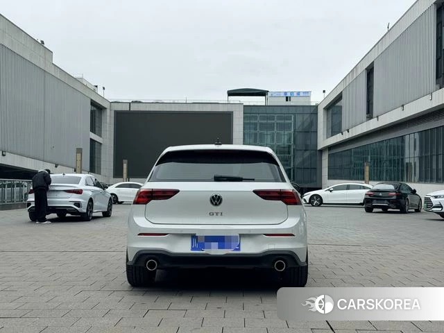 Volkswagen Golf GTI id 4259621 из Китая 15