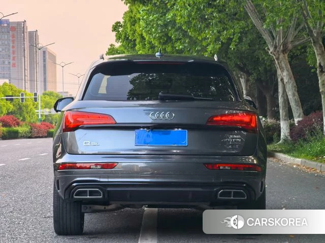 Audi Q5L id 4219977 из Китая 14