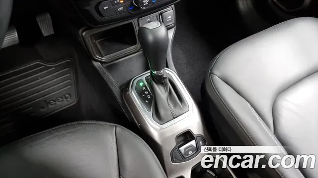 Jeep Renegade id 2751000 из Кореи 19