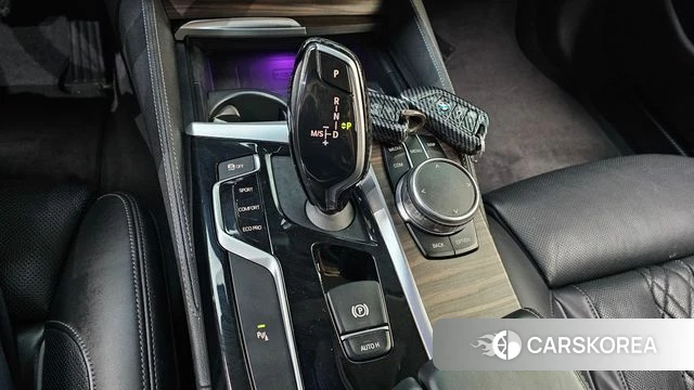 BMW 5 Series (G30) id 4751196 из Кореи 22