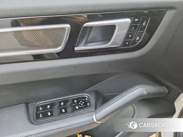 Porsche Cayenne (PO536) id 3023069 из Кореи 17