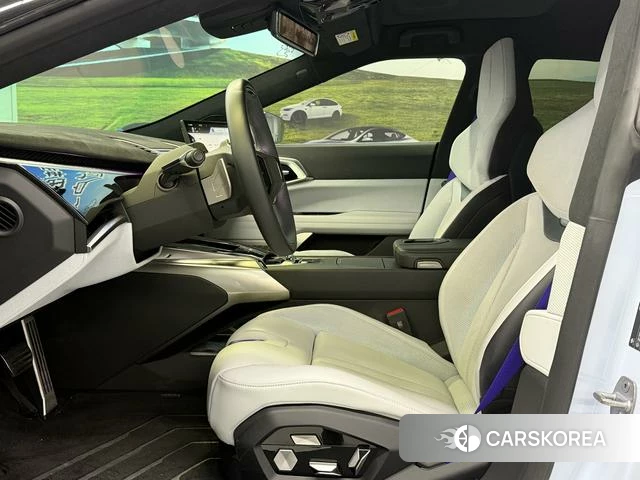 Gao He HiPhi Z id 3890496 из Китая 9