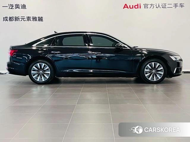 Audi A6L id 4215075 из Китая 14