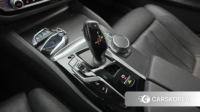 BMW 5 Series (G30) id 3680091 из Кореи 19