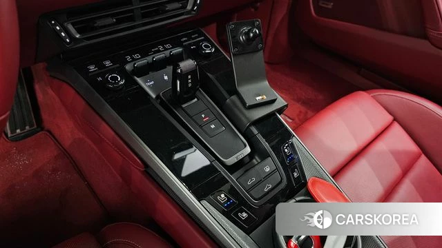 Porsche 911(992) id 4533871 из Кореи 19
