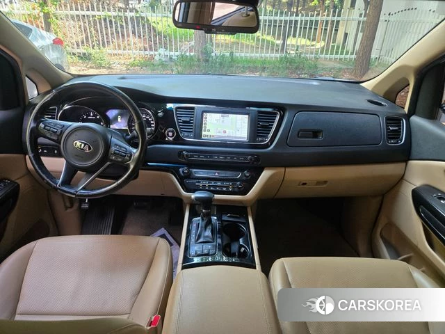 Kia All New Carnival id 4633375 из Кореи 18
