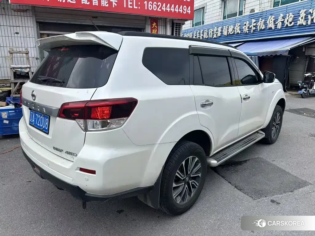 Nissan Terra id 4583727 из Китая 9