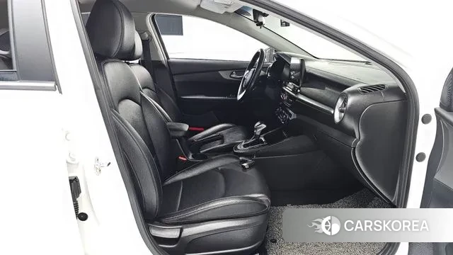 Kia Come New K3 id 3291226 из Кореи 19