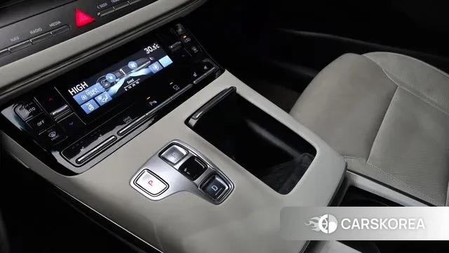 Hyundai The New Grandeur IG Hybrid id 3389834 из Кореи 19