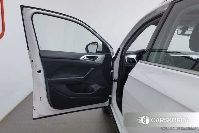 Volkswagen Exploring the shadow id 4273835 из Китая 23