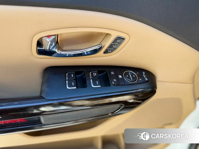 Kia The New Carnival id 4429817 из Кореи 19