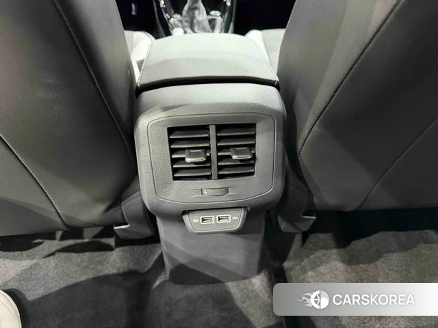 Volkswagen Exploring the shadow id 4335000 из Китая 21