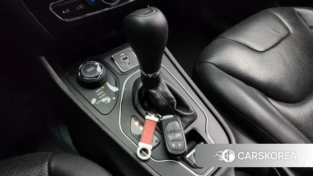 Jeep Cherokee (KL) id 3292329 из Кореи 19