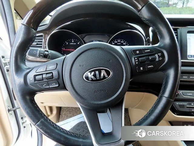 Kia The New Carnival id 3820913 из Кореи 19