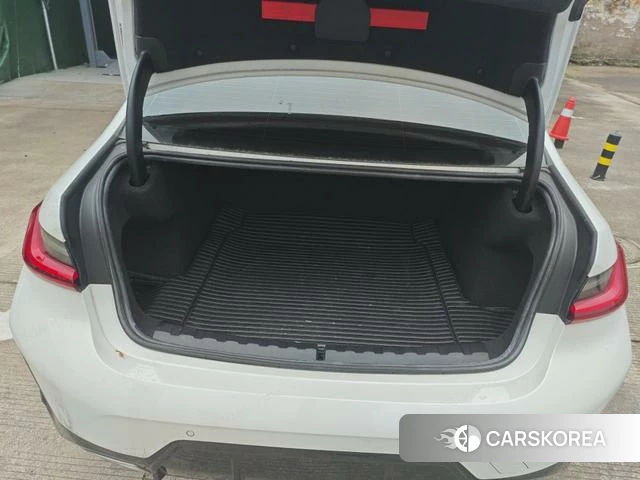 BMW 3 series id 4213089 из Китая 9