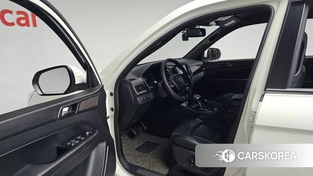 Ssangyong The New Rexton Sports Cannes id 4730635 из Кореи 30