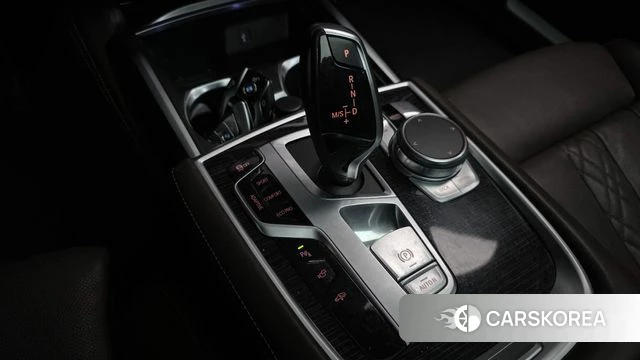 BMW 7 Series (G11) id 3828877 из Кореи 19