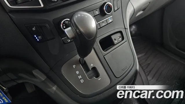 Hyundai The New Grand Starex id 2710897 из Кореи 19
