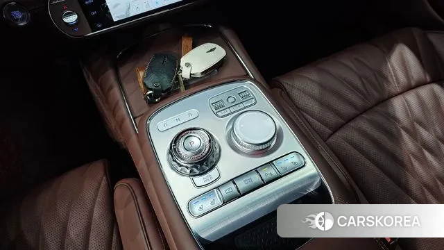 Genesis G90 (RS4) id 3007397 из Кореи 19