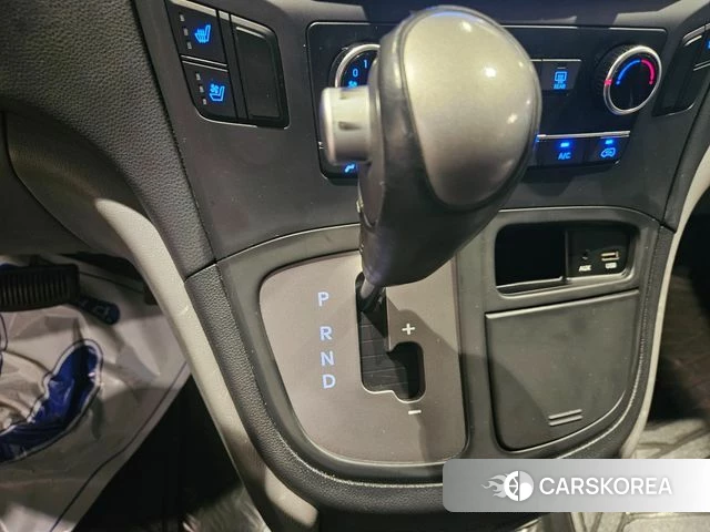 Hyundai The New Grand Starex id 4605043 из Кореи 15