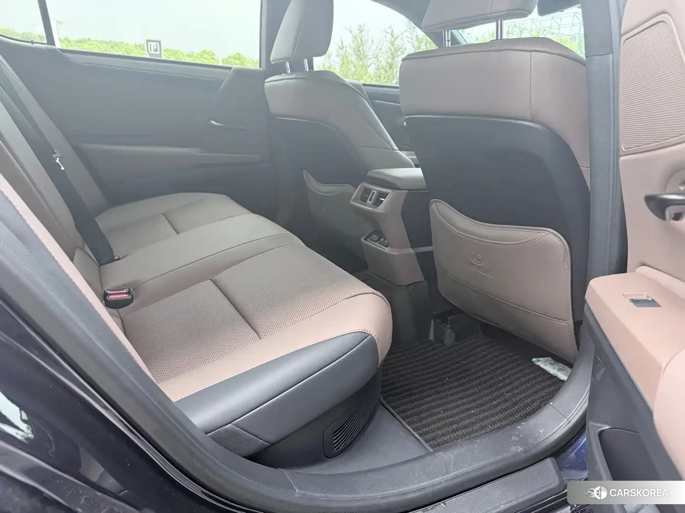 Lexus ES id 4600394 из Китая 16