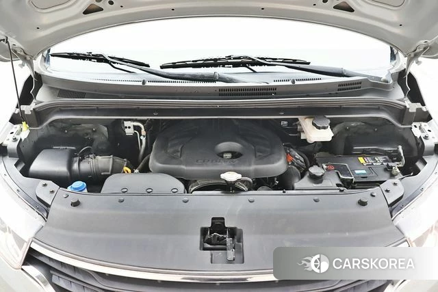 Hyundai The New Grand Starex id 4251012 из Кореи 19