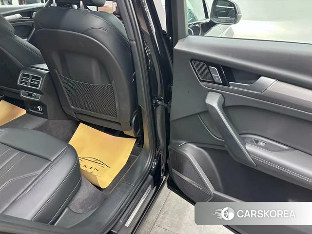 Audi Q5L id 4290581 из Китая 20