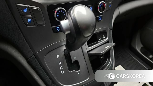 Hyundai The New Grand Starex id 4019600 из Кореи 19