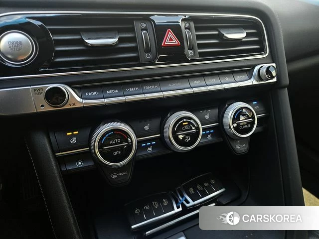 Genesis G70 id 4485849 из Кореи 19